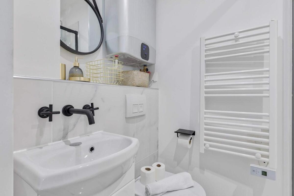 Appartement Rénové proche Arc Triomphe - 2P Paris Extérieur photo